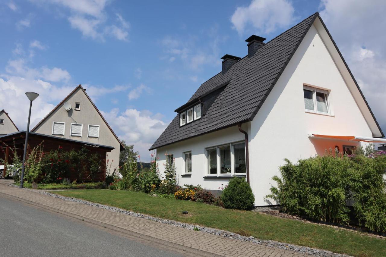 Ferienwohnung Dicke Linde Schmallenberg Ngoại thất bức ảnh